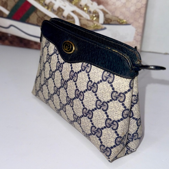 GUCCI Mini Monogram Pouch - Picture 5 of 11